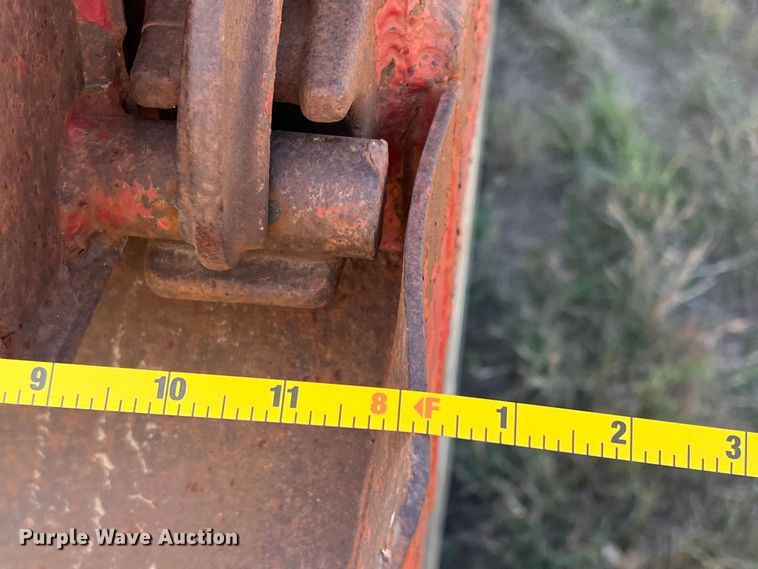 image for item DS2434 1994 White GMC WG  dump truck