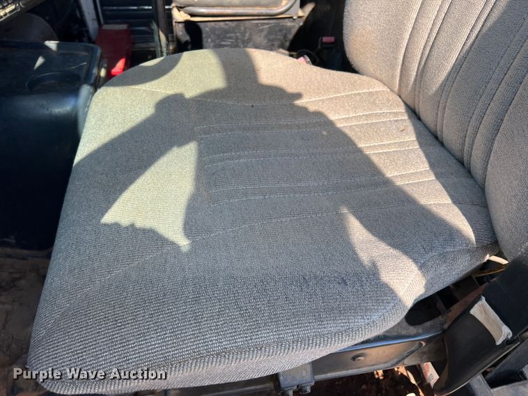 image for item DS2434 1994 White GMC WG  dump truck