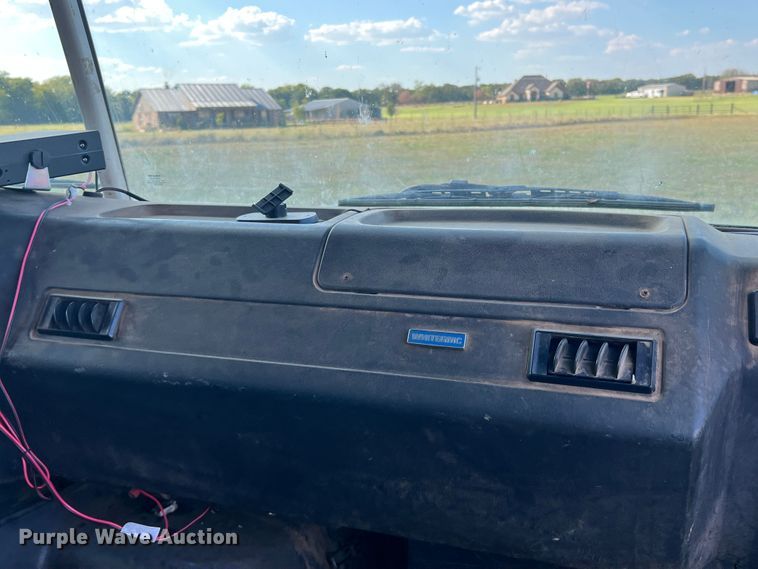 image for item DS2434 1994 White GMC WG  dump truck