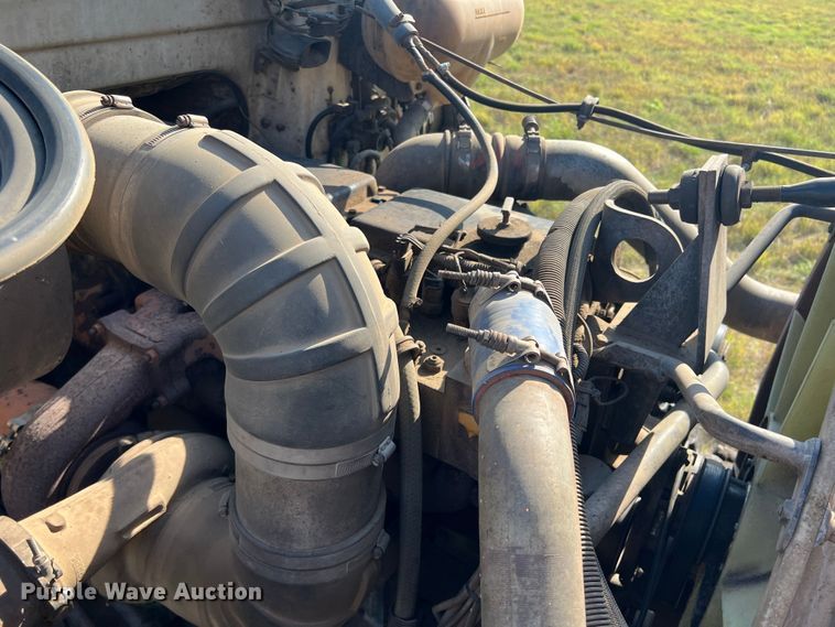 image for item DS2434 1994 White GMC WG  dump truck