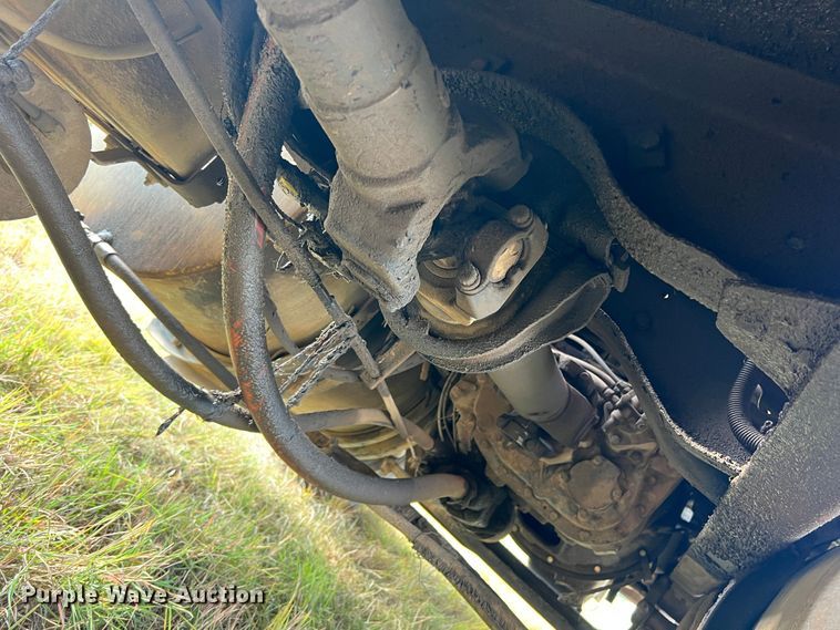 image for item DS2434 1994 White GMC WG  dump truck