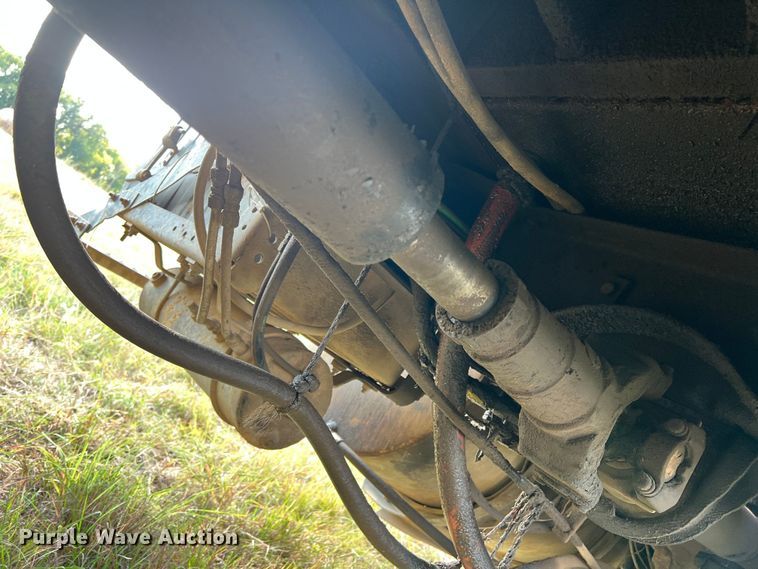 image for item DS2434 1994 White GMC WG  dump truck