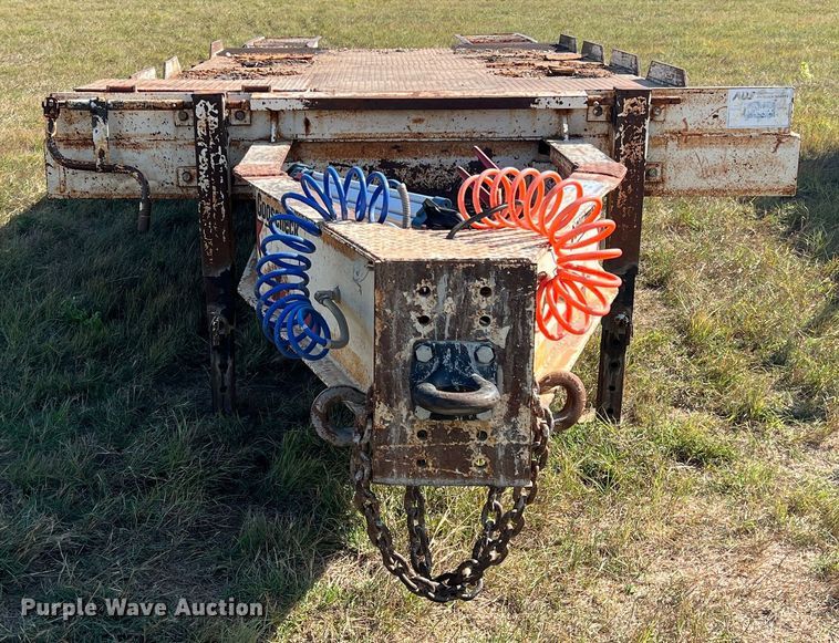 image for item DS2435 2008 Southwest Goosneck PHD2498222EA  equipment trailer