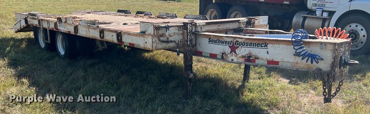 image for item DS2435 2008 Southwest Goosneck PHD2498222EA  equipment trailer