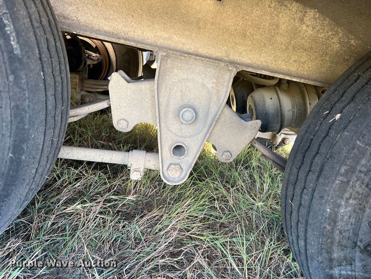 image for item DS2435 2008 Southwest Goosneck PHD2498222EA  equipment trailer