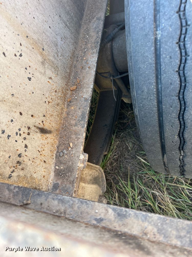 image for item DS2435 2008 Southwest Goosneck PHD2498222EA  equipment trailer