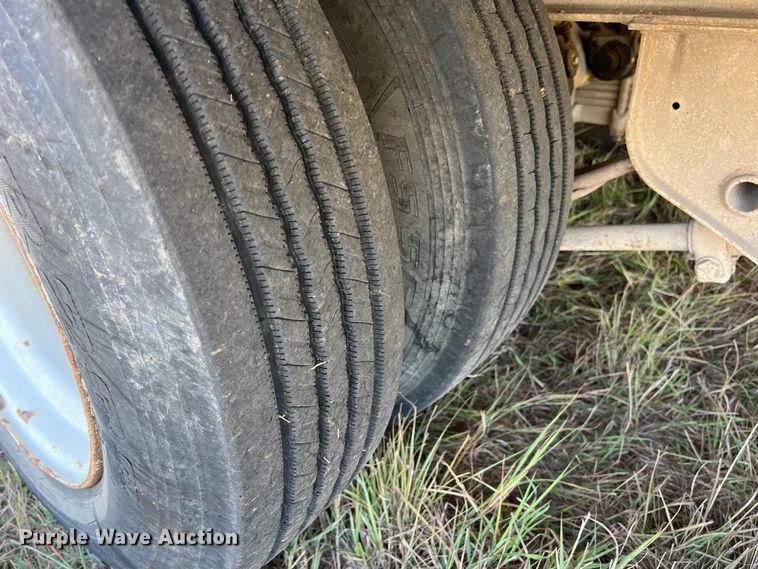 image for item DS2435 2008 Southwest Goosneck PHD2498222EA  equipment trailer