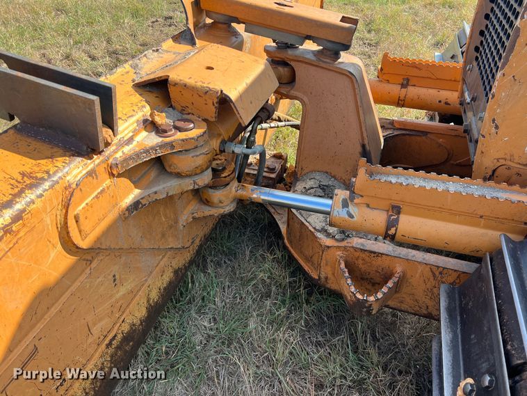 image for item DS2436 Case 650L LGP  dozer