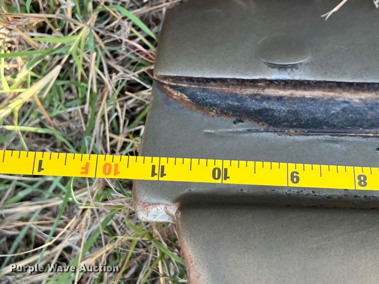 image for item DS2436 Case 650L LGP  dozer