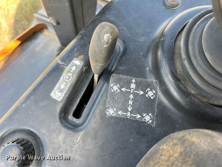 image for item DS2436 Case 650L LGP  dozer