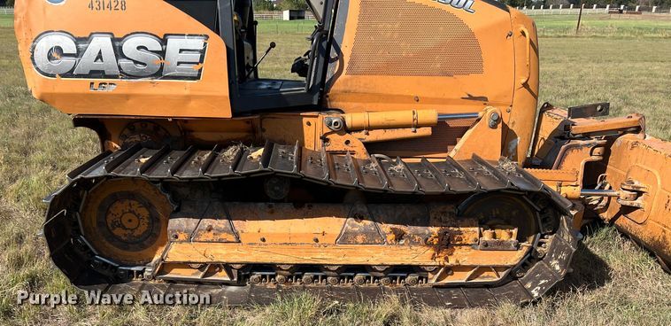 image for item DS2436 Case 650L LGP  dozer
