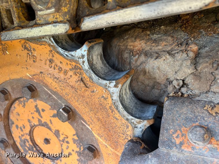 image for item DS2436 Case 650L LGP  dozer