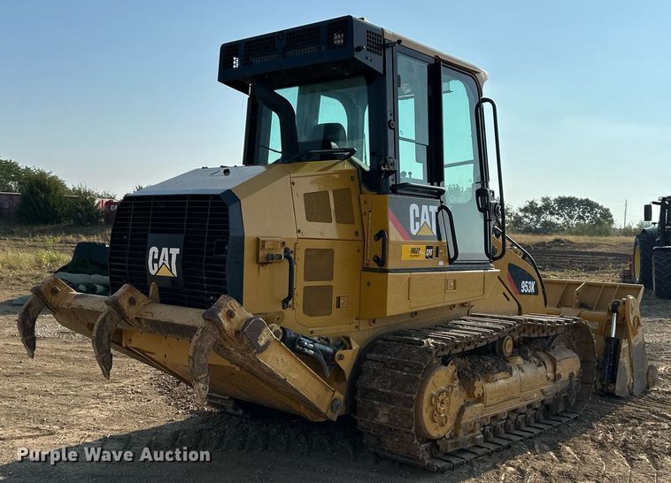 image for item DV1016 2018 Caterpillar 953K  track loader