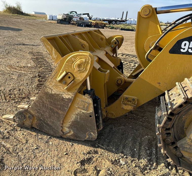 image for item DV1016 2018 Caterpillar 953K  track loader