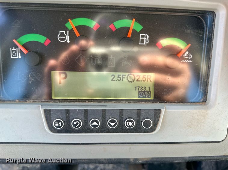 image for item DV1016 2018 Caterpillar 953K  track loader