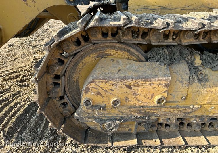 image for item DV1016 2018 Caterpillar 953K  track loader