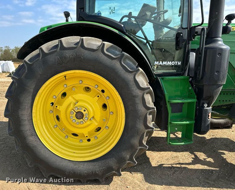 image for item DV1017 2020 John Deere 6155R  MFWD tractor