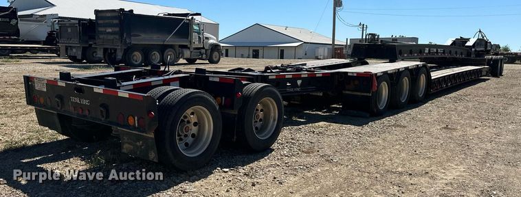 image for item DV1020 2004 Trail King TK120HDG-553  lowboy equipment trailer