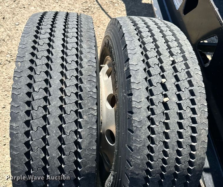 image for item DV1020 2004 Trail King TK120HDG-553  lowboy equipment trailer