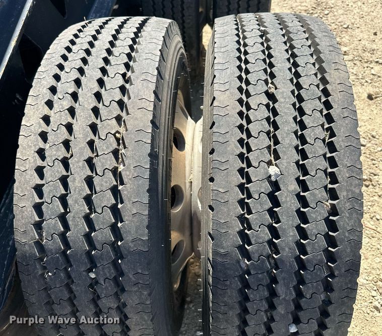 image for item DV1020 2004 Trail King TK120HDG-553  lowboy equipment trailer