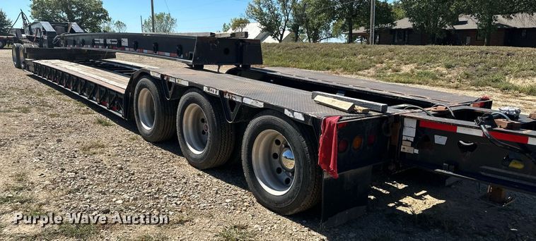 image for item DV1020 2004 Trail King TK120HDG-553  lowboy equipment trailer