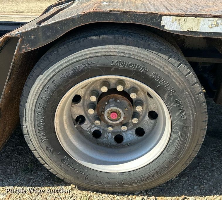 image for item DV1020 2004 Trail King TK120HDG-553  lowboy equipment trailer