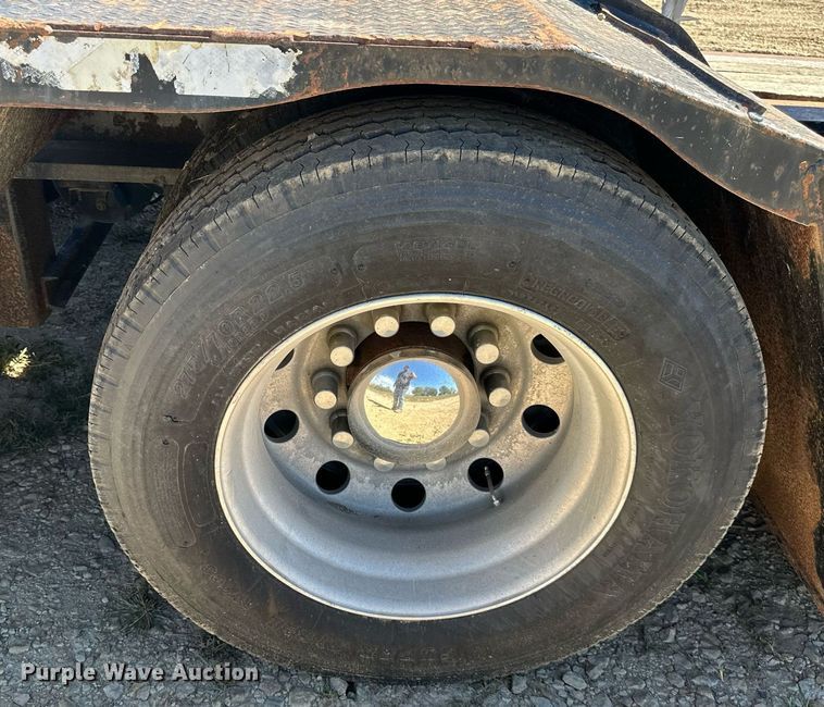 image for item DV1020 2004 Trail King TK120HDG-553  lowboy equipment trailer