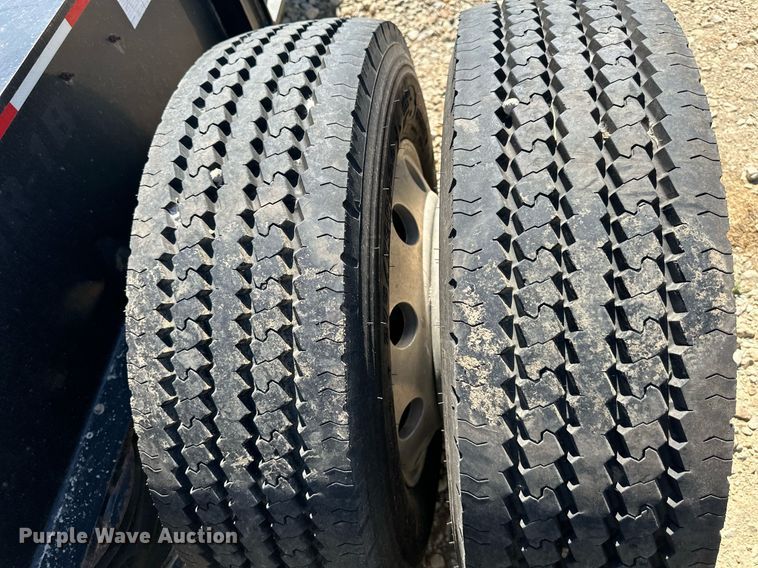 image for item DV1020 2004 Trail King TK120HDG-553  lowboy equipment trailer