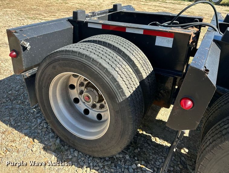 image for item DV1020 2004 Trail King TK120HDG-553  lowboy equipment trailer