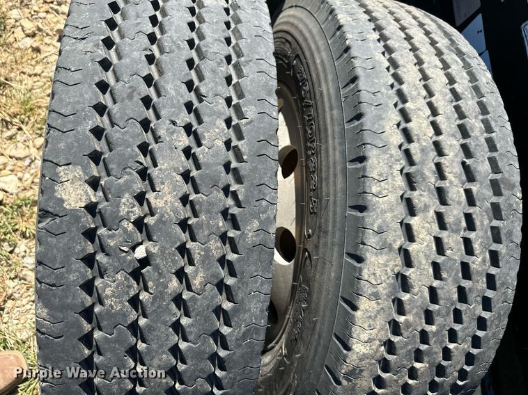 image for item DV1020 2004 Trail King TK120HDG-553  lowboy equipment trailer