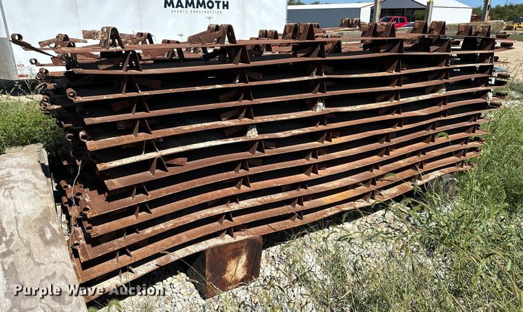 image for item DV1040 Approximately 64 concrete forms