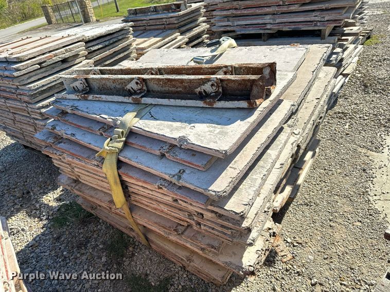 image for item DV1058 Simplex  concrete forms