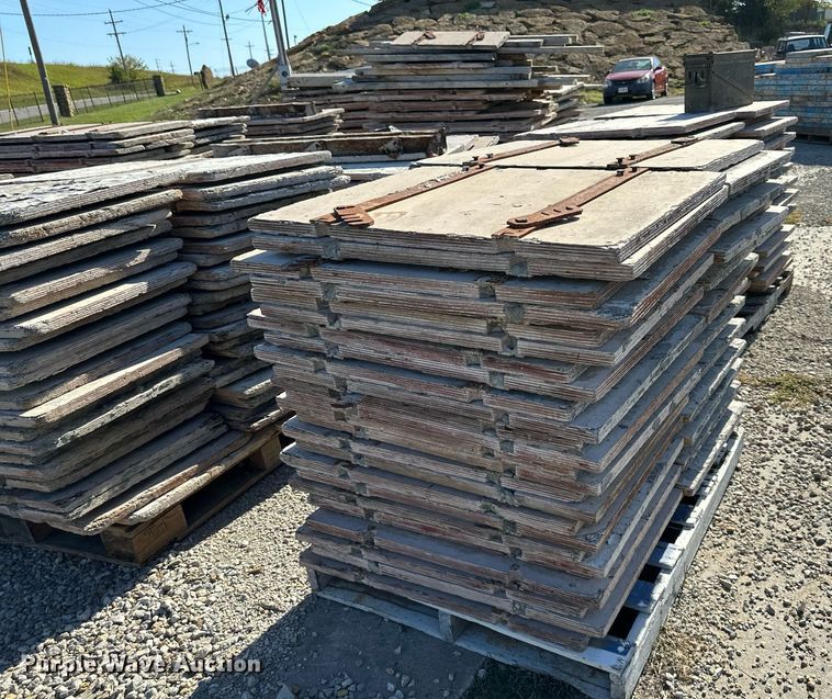 image for item DV1058 Simplex  concrete forms