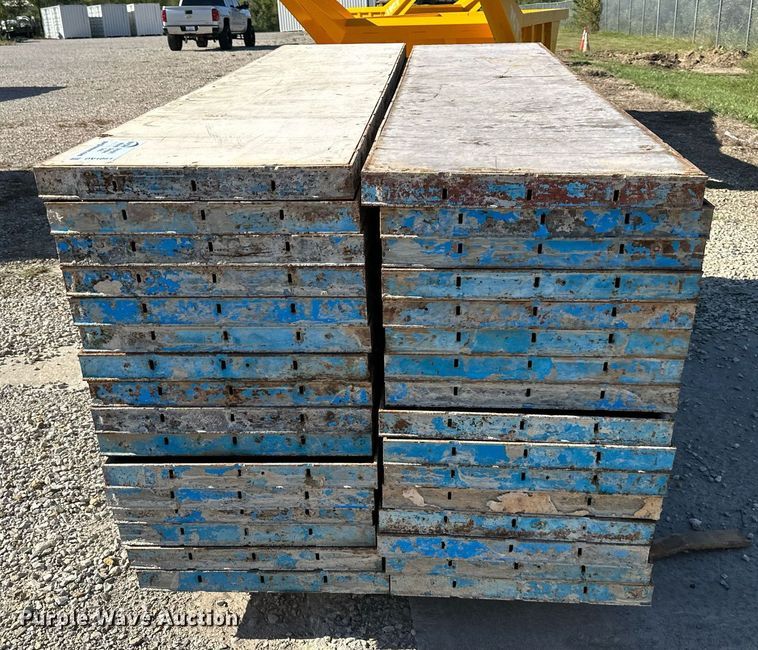 image for item DV1061 Concrete forms