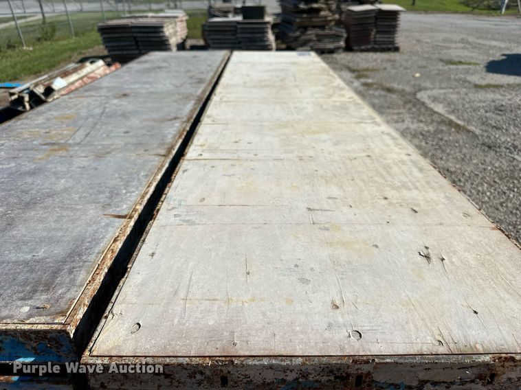 image for item DV1061 Concrete forms