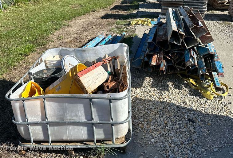 image for item DV1062 Symons  corner forms