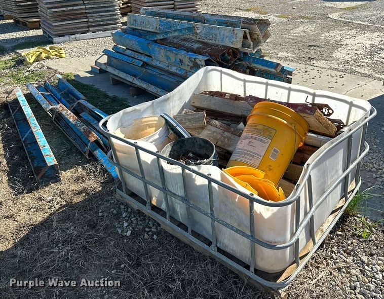 image for item DV1062 Symons  corner forms