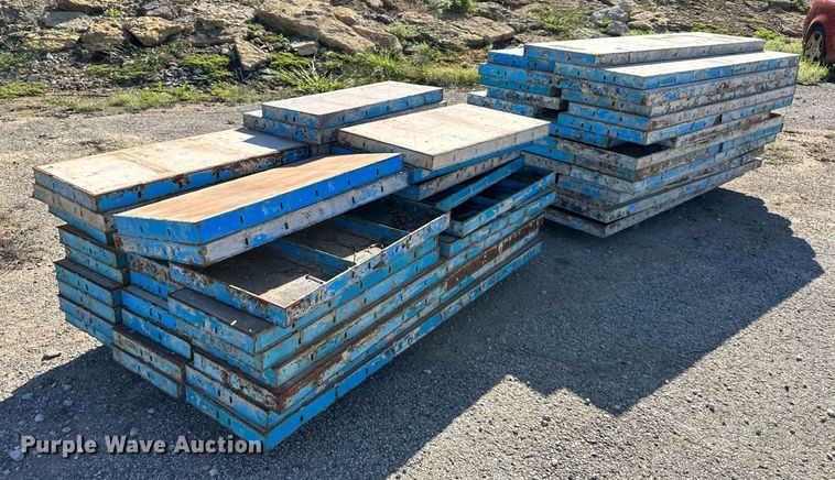 image for item DV1063 Symons  Concrete forms