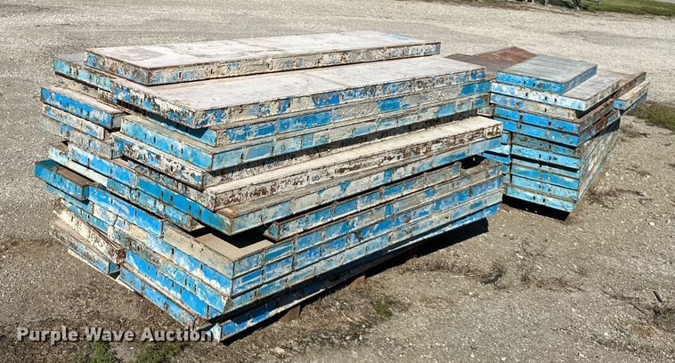 image for item DV1063 Symons  Concrete forms