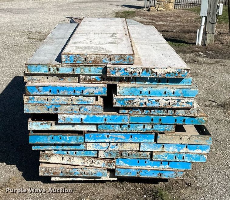 image for item DV1063 Symons  Concrete forms