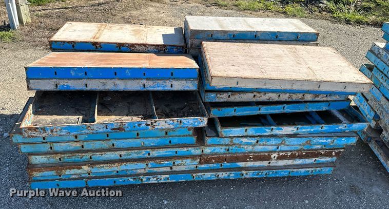 image for item DV1063 Symons  Concrete forms