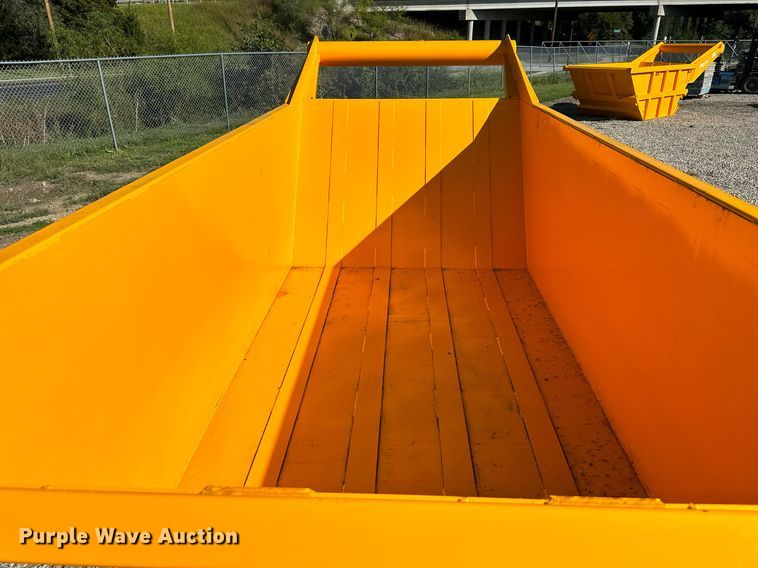 image for item DV1067 Rock box