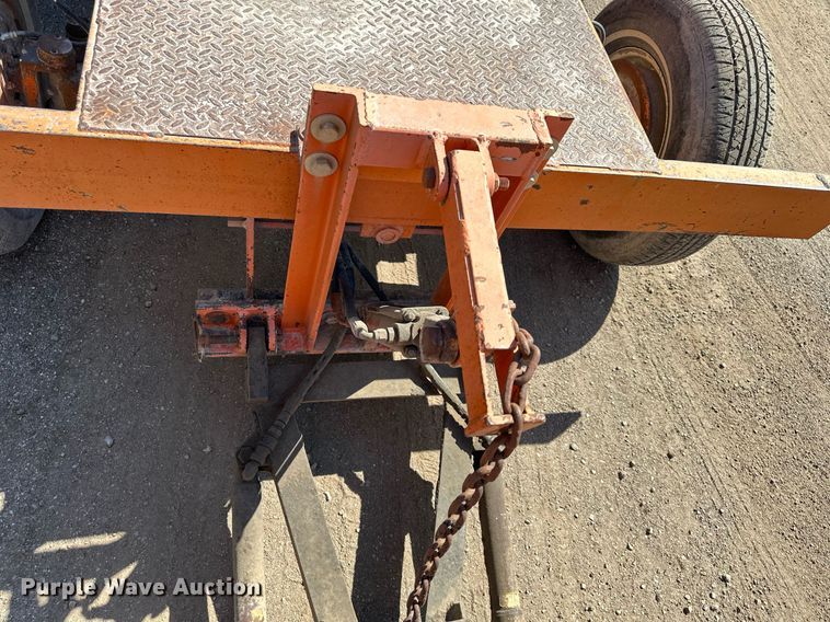 image for item DV1069 1998 Broce RJ350  broom