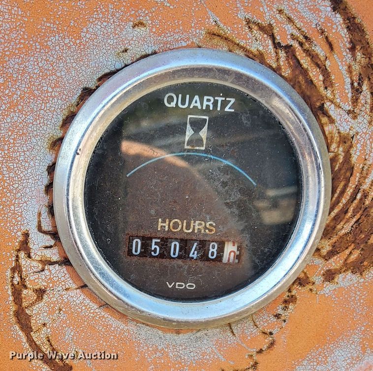 image for item DV1069 1998 Broce RJ350  broom