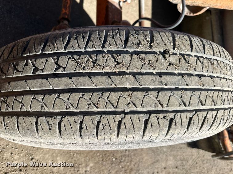 image for item DV1069 1998 Broce RJ350  broom