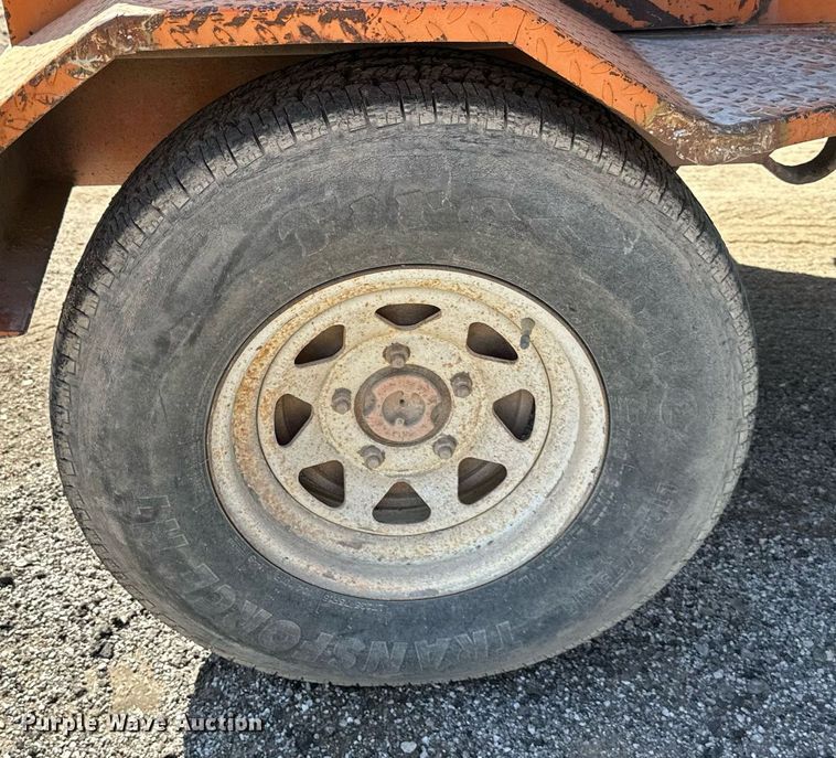 image for item DV1069 1998 Broce RJ350  broom