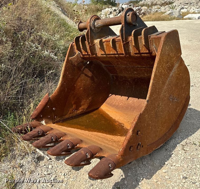 image for item DW2759 Esco  excavator bucket