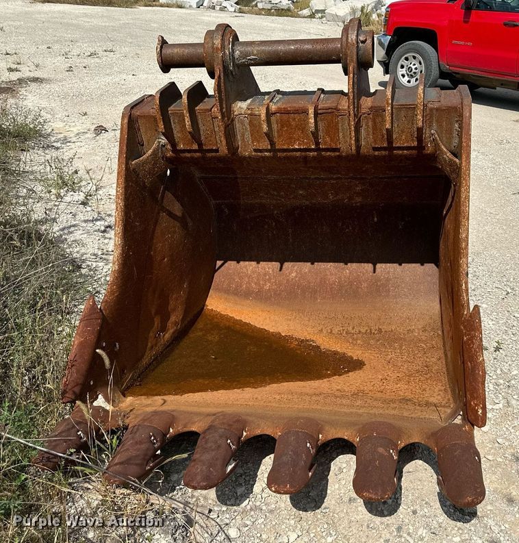 image for item DW2759 Esco  excavator bucket