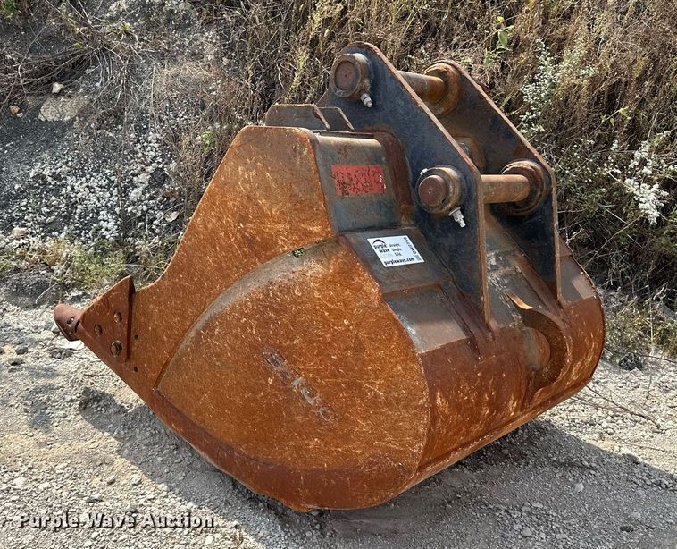 image for item DW2759 Esco  excavator bucket