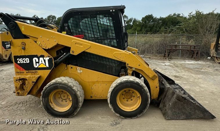 image for item DW2763 2017 Caterpillar 262D  skid steer loader